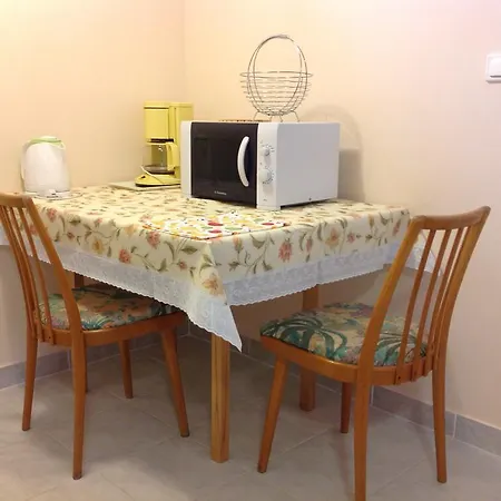 아파트 Honved Apartmanhaz