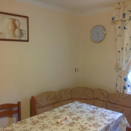 Honved Apartmanhaz * Heviz