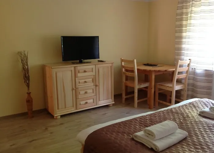 Lägenhet Honved Apartmanhaz *